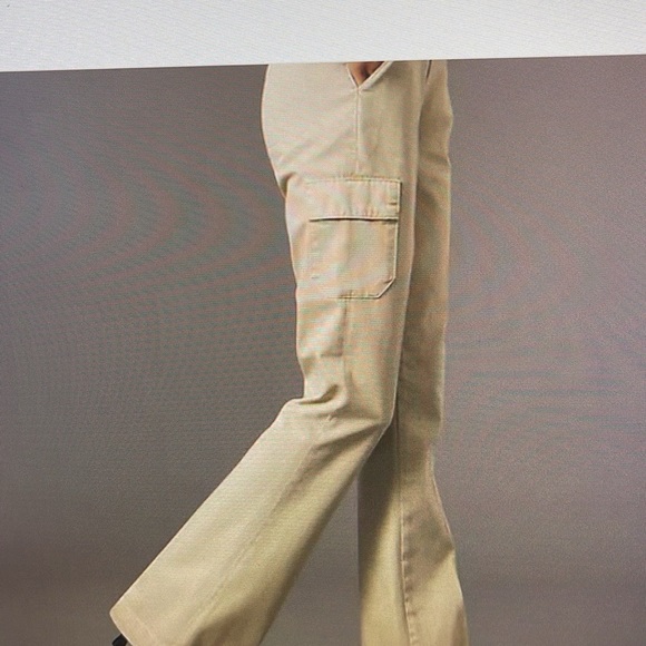 Paige Dion High-Rise Wide- Leg Cargo Jeans - Picture 3 of 7